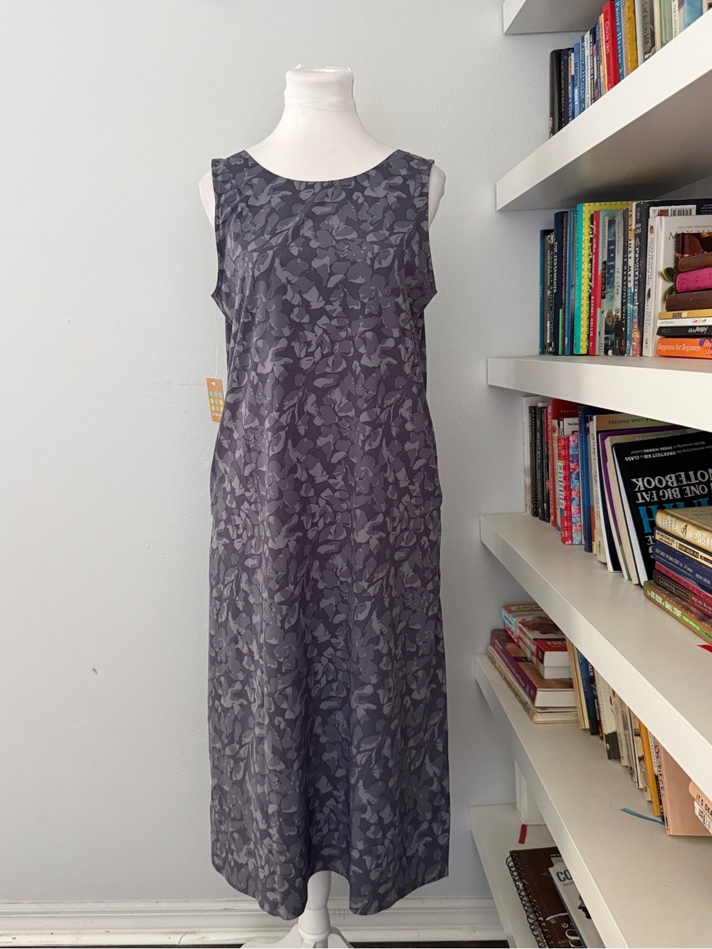 Title Nine Round Trip Midi Dress Grey NWT Medium - Picture 7 of 15